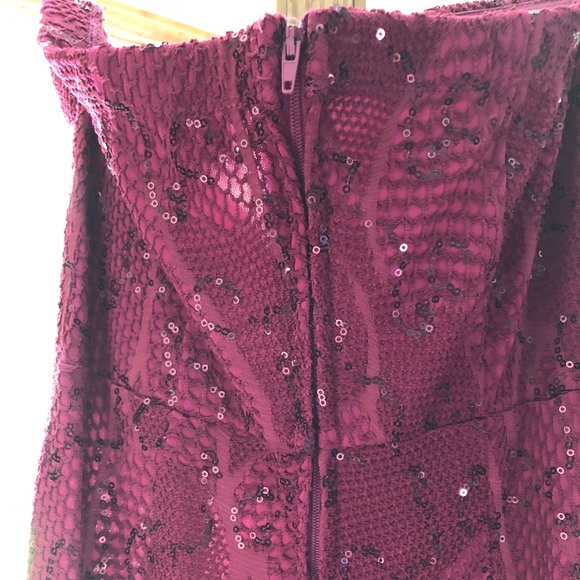 Formal Dress - Picture 4 of 4